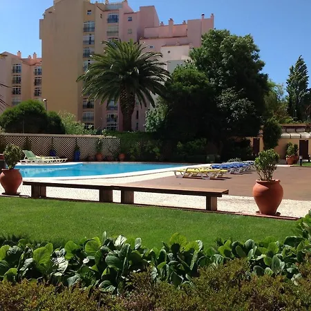 Apartamento 3 Quartos Garagem Piscina Gandarinha *